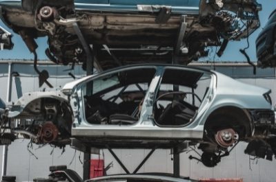 car vehicle wrecking 400x265